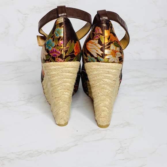 SOLD-Chinese Laundry | 5” Wedges Dj Mix Peep Toe - Picture 6 of 7